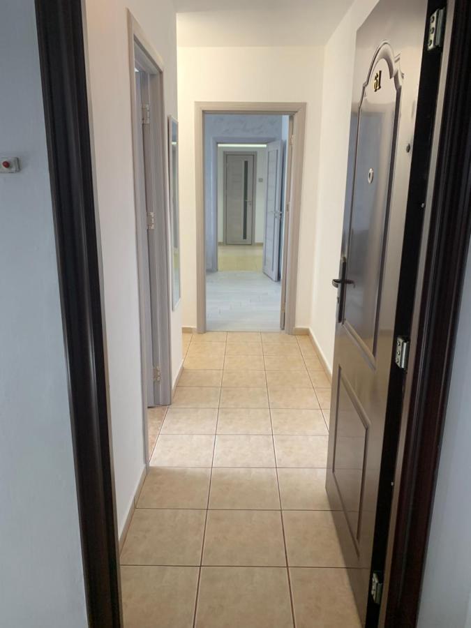 Victoriei Boulevard Private Appartamento Braşov